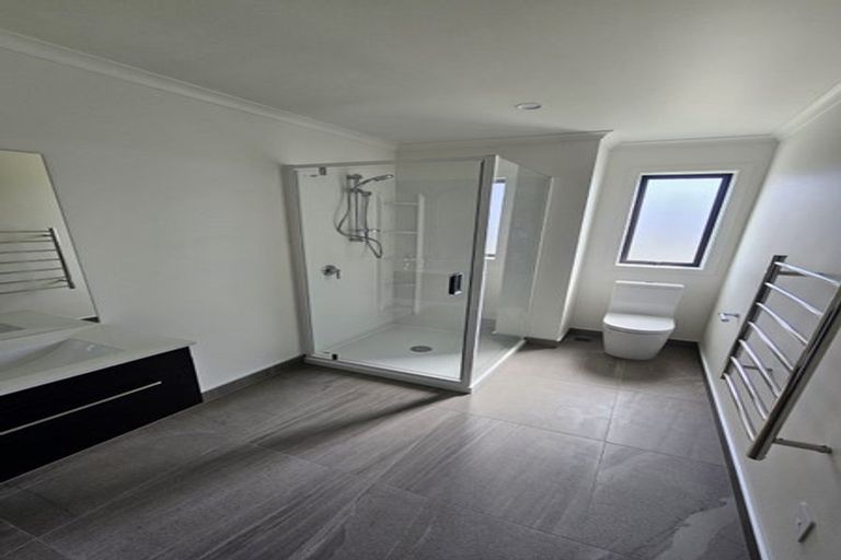 Photo of property in 1 Gadsby Place, Hamilton East, Hamilton, 3216