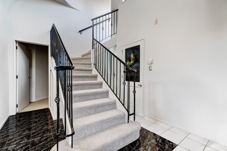 Photo of property in 5 Balmain Road, Birkenhead, Auckland, 0626