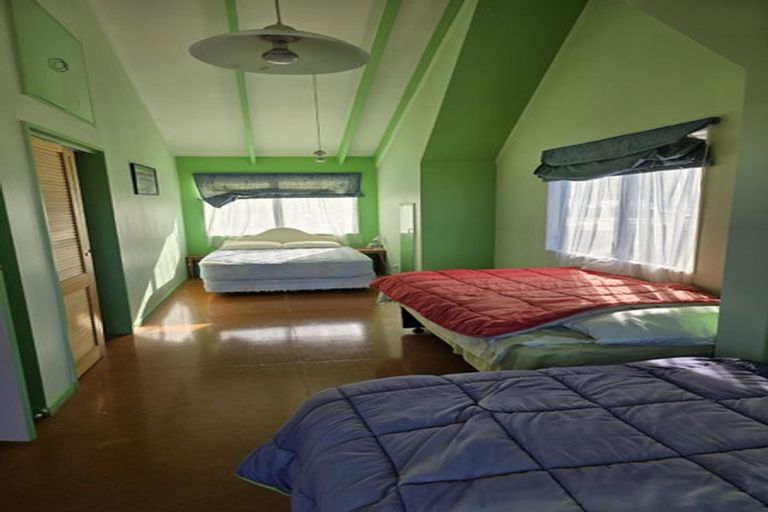 Photo of property in 1251 East Coast Road, Whakatiwai, Miranda, 2473