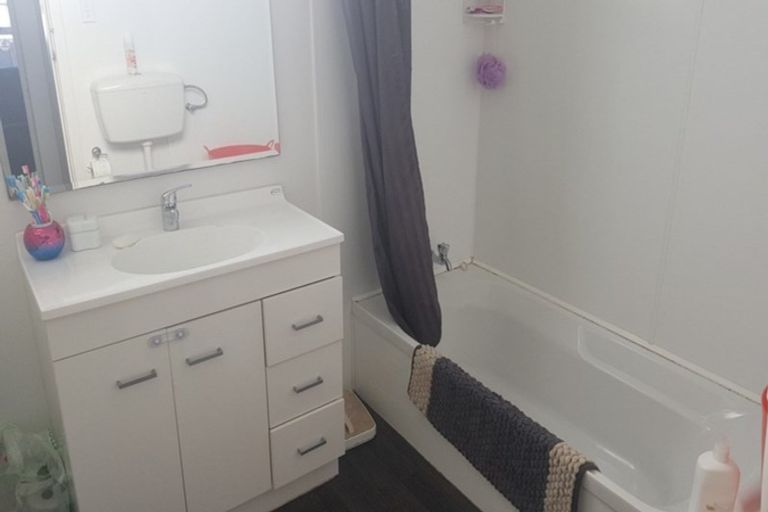 Photo of property in 53 Carnarvon Street, Linwood, Christchurch, 8062