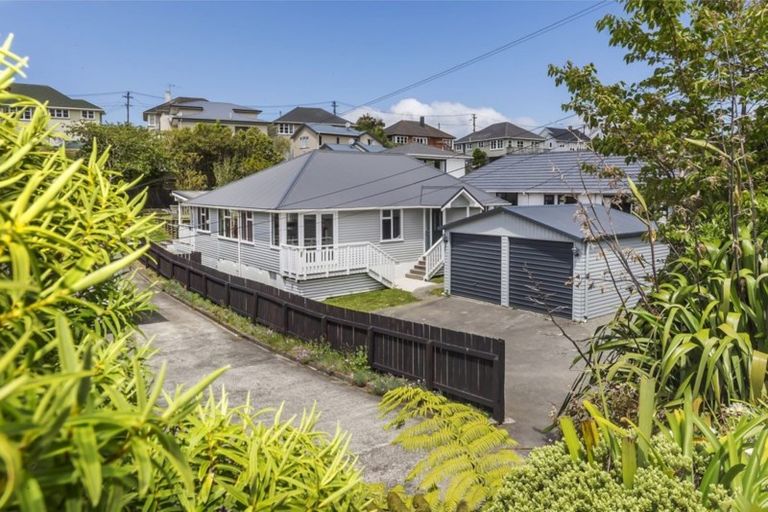 Photo of property in 33 Bannister Avenue, Johnsonville, Wellington, 6037