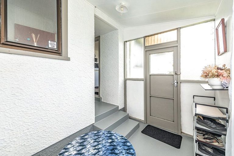 Photo of property in 15 Cornfoot Street, Castlecliff, Whanganui, 4501
