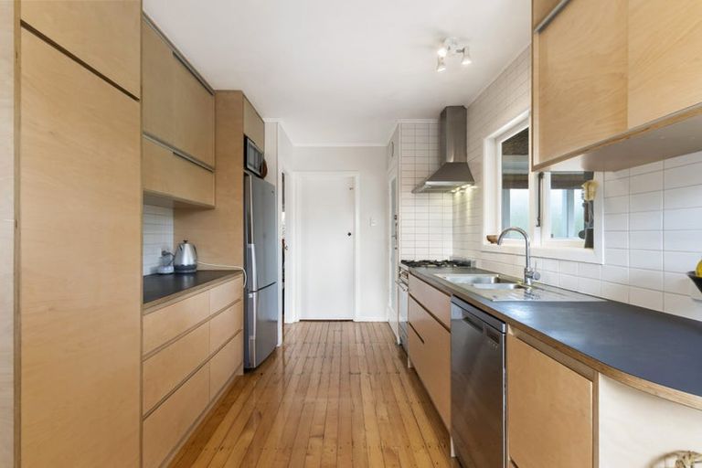 Photo of property in 67 Smythe Road, Henderson, Auckland, 0612