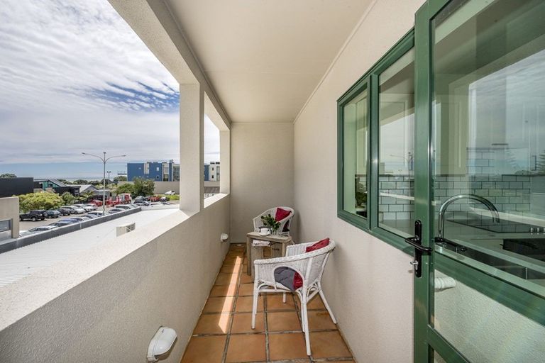 Photo of property in 2a/25 Maclean Street, Paraparaumu Beach, Paraparaumu, 5032