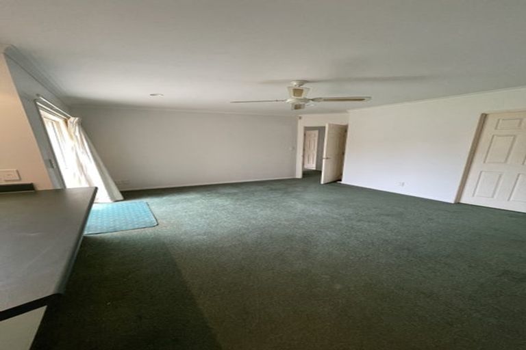 Photo of property in 138 Kilkenny Drive, East Tamaki Heights, Auckland, 2016