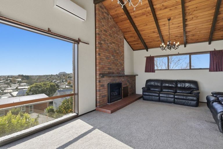 Photo of property in 17 Upland Street, Brookfield, Tauranga, 3110