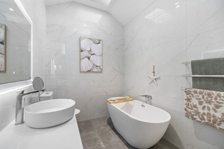 Photo of property in 30 Muster Road, Jacks Point, 9371