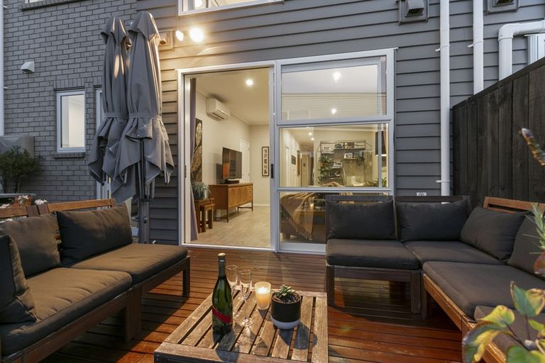 Photo of property in 14 Skylark Road, Hobsonville, Auckland, 0616