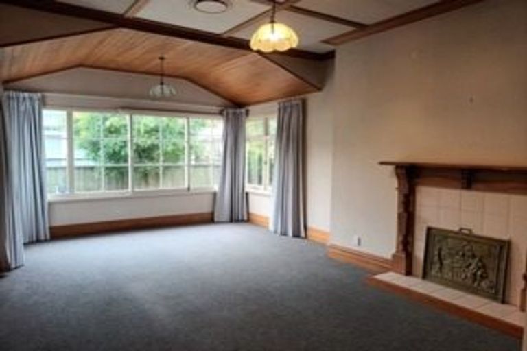 Photo of property in 1 Thames Street, Claudelands, Hamilton, 3214