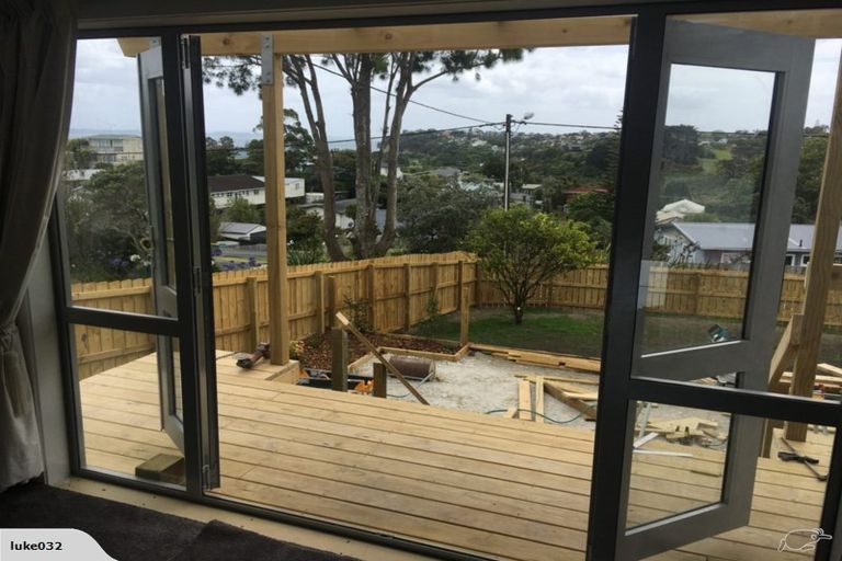 Photo of property in 12a Matai Road, Stanmore Bay, Whangaparaoa, 0932
