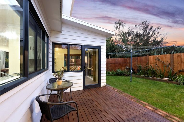 Photo of property in 13 Pyramid Place, Glen Eden, Auckland, 0602