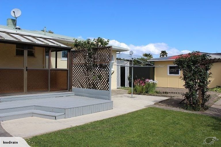 Photo of property in 24 Kaka Street, Stoke, Nelson, 7011