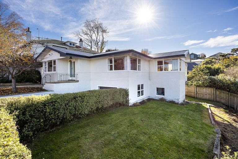 Photo of property in 28 Durham Street, Mornington, Dunedin, 9011