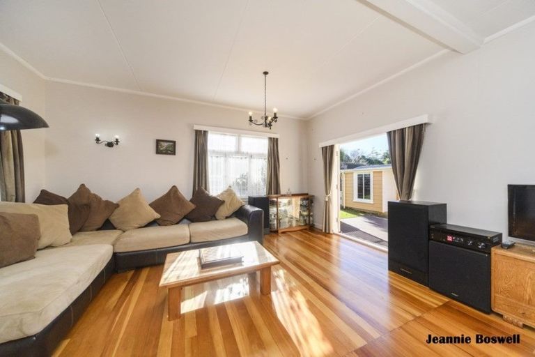 Photo of property in 859 Main Street, Roslyn, Palmerston North, 4414