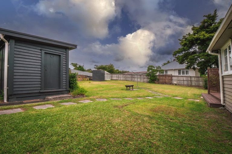 Photo of property in 17 Boswell Street, Kawakawa, 0210