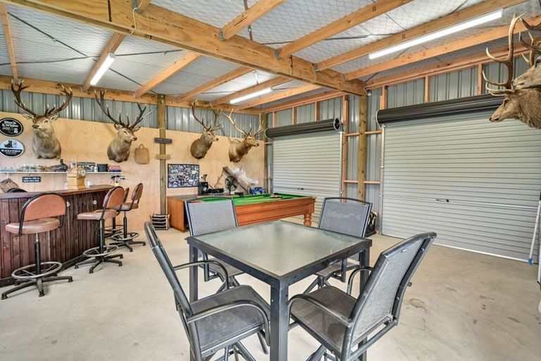 Photo of property in 56 Tapairu Road, Waipawa, 4275