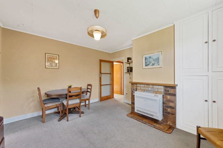 Photo of property in 25 Derrett Place, Saint Martins, Christchurch, 8022