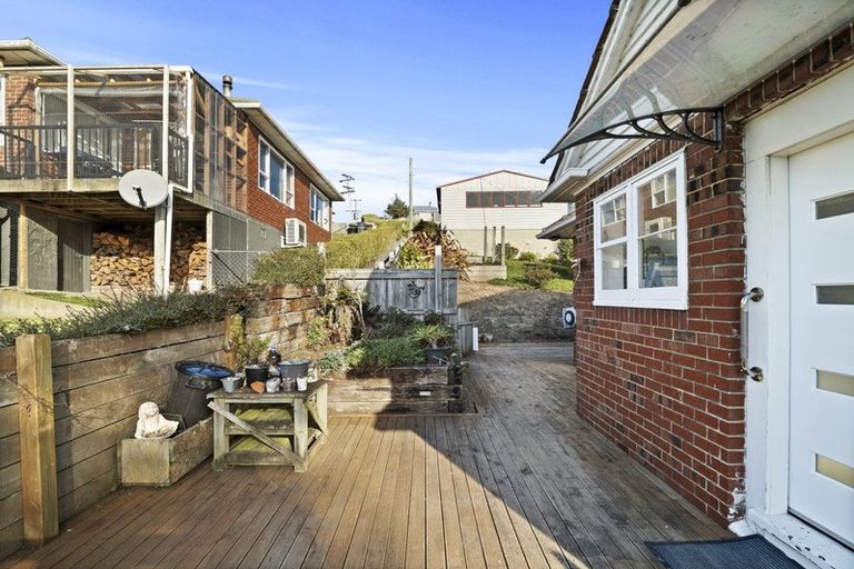 Photo of property in 14 Scotland Terrace, Green Island, Dunedin, 9018