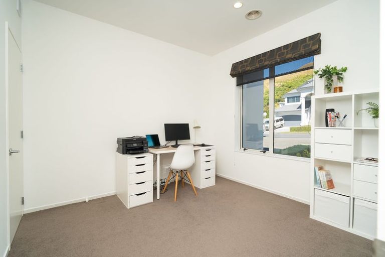 Photo of property in 58 Amesbury Drive, Churton Park, Wellington, 6037