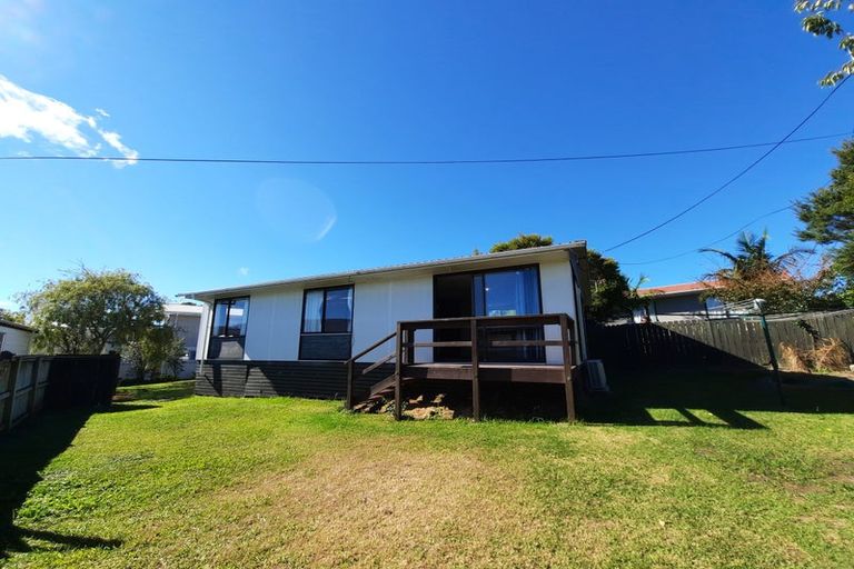Photo of property in 79a/1 Colwill Road, Massey, Auckland, 0614
