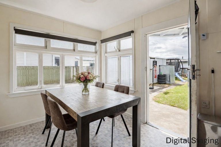 Photo of property in 3 Andrew Street, Marewa, Napier, 4110