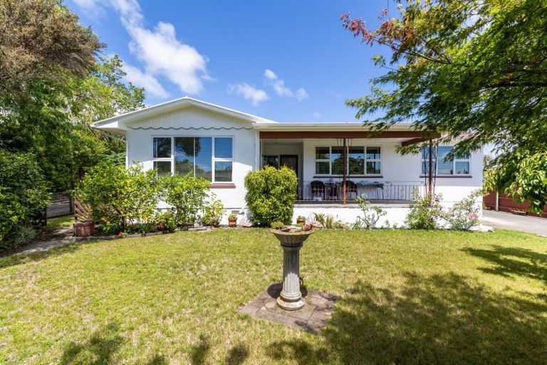 Photo of property in 27 Saint Hill Lane, Havelock North, 4130