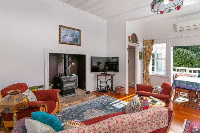 Photo of property in 26 Woodside Road, Massey, Auckland, 0614