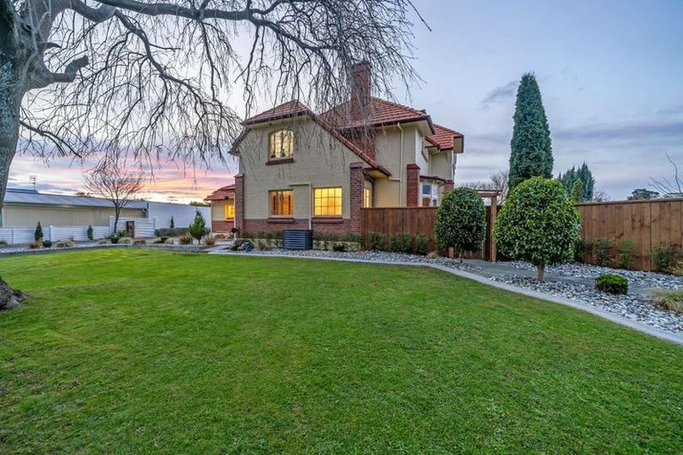 Photo of property in 62 Grange Street, Winton, 9720