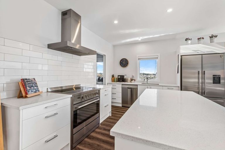 Photo of property in 106 Isabella Drive, Pukekohe, 2120