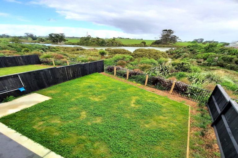 Photo of property in 62 Fort Lincoln Loop, Karaka, Papakura, 2113