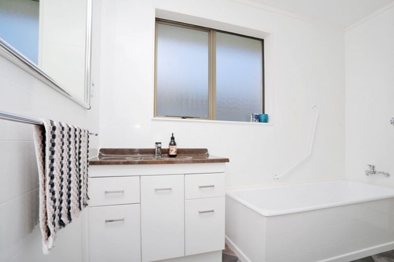 Photo of property in 61 Antrim Street, Windsor, Invercargill, 9810