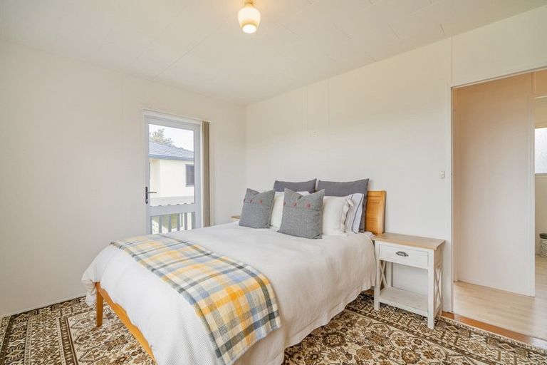 Photo of property in 180 Captain Cook Road, Cooks Beach, Whitianga, 3591