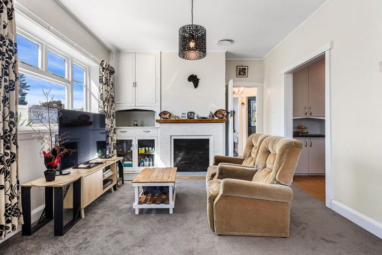 Photo of property in 6 Walsall Street, Addington, Christchurch, 8024