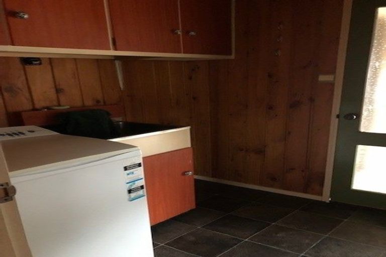 Photo of property in 32a Victoria Street, Carterton, 5713
