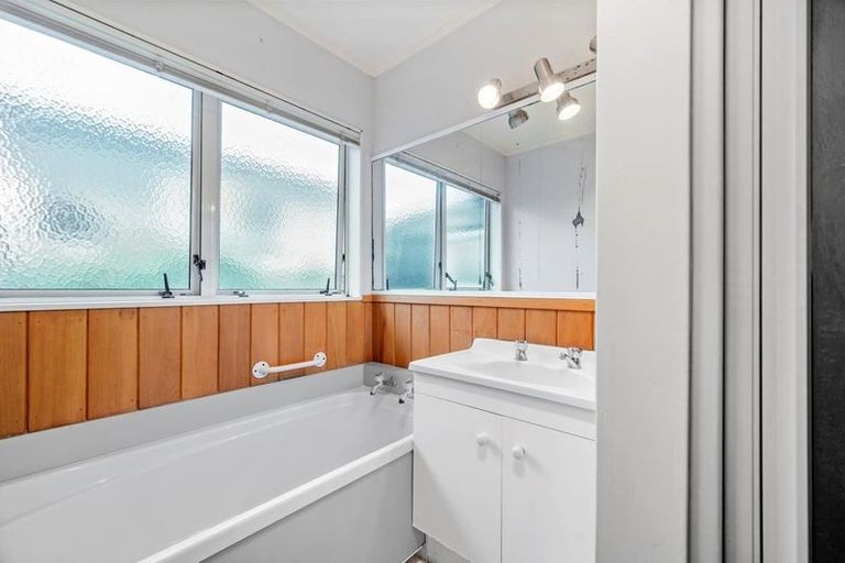 Photo of property in 5b Mckenzie Road, Owhata, Rotorua, 3010