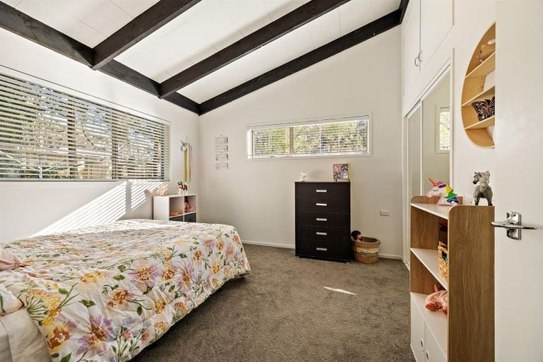 Photo of property in 1115 State Highway 16, Waimauku, 0883