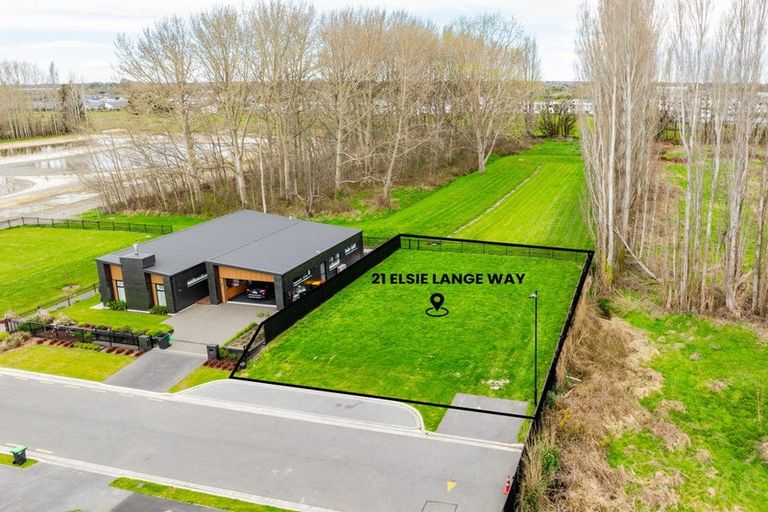 Photo of property in 21 Elsie Lange Way, Casebrook, Christchurch, 8051