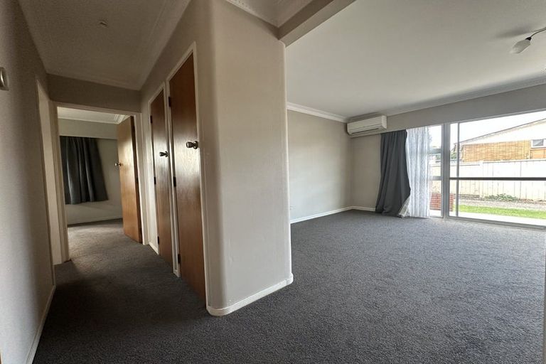 Photo of property in 19 Tupaea Place, Otumoetai, Tauranga, 3110