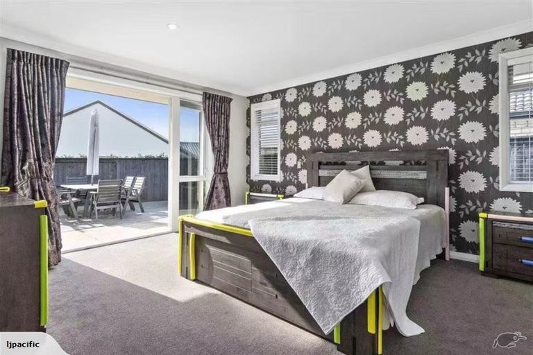 Photo of property in 2 Hansard Place, Bethlehem, Tauranga, 3110