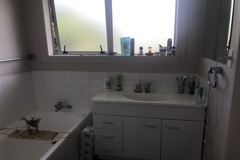 Photo of property in 55a Kenderdine Road, Papatoetoe, Auckland, 2025