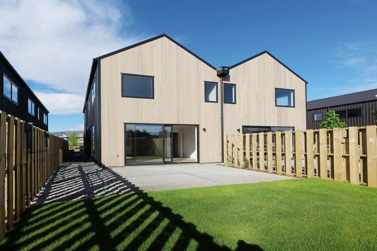 Photo of property in Northlake, 28 Glenavon Green, Wanaka, 9305