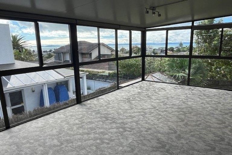 Photo of property in 2/170 Bucklands Beach Road, Bucklands Beach, Auckland, 2012