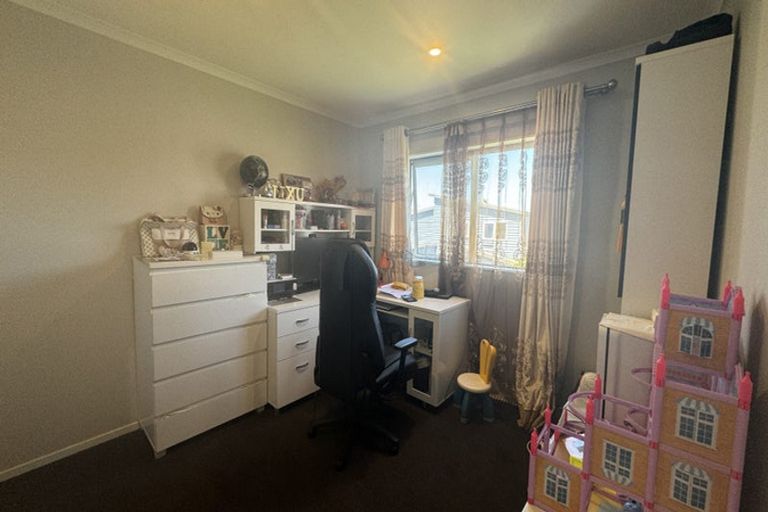 Photo of property in 21 Bukem Place, Favona, Auckland, 2024