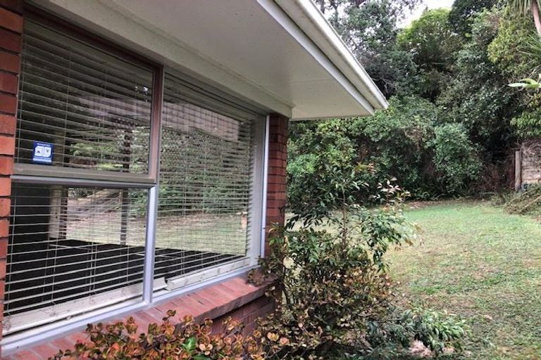 Photo of property in 2/19 Park Hill Road, Birkenhead, Auckland, 0626