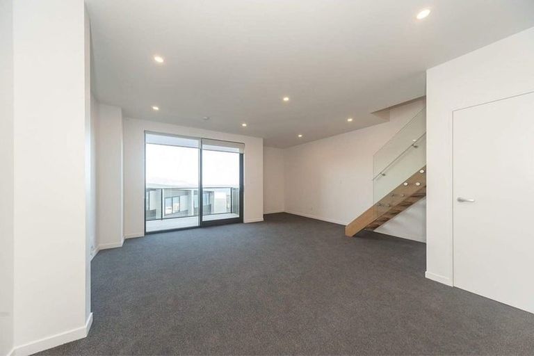 Photo of property in 13/52 High Street, Island Bay, Wellington, 6023