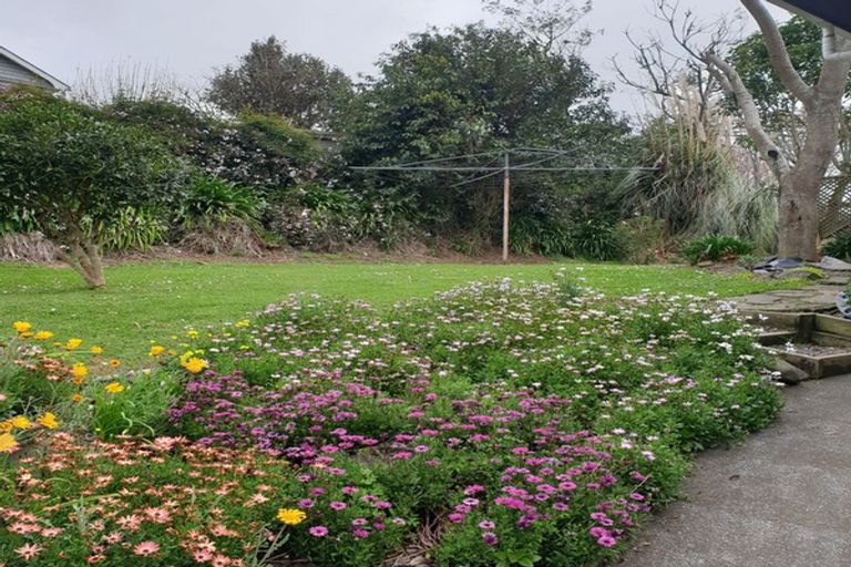 Photo of property in 131 Queen Street, Waiuku, 2123