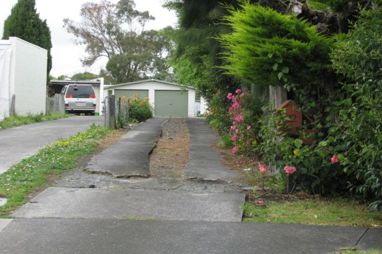 Photo of property in 22 Molesworth Place, Mangere, Auckland, 2022