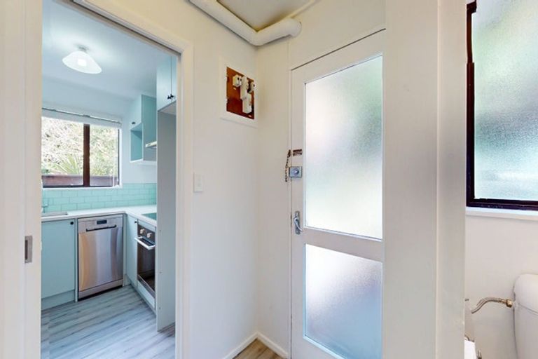 Photo of property in 4/75 Delhi Crescent, Khandallah, Wellington, 6035