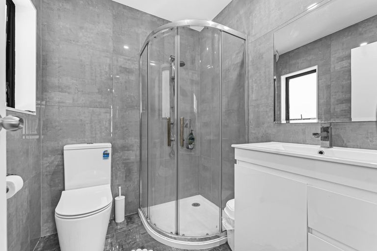 Photo of property in 127e Russell Road, Manurewa, Auckland, 2102