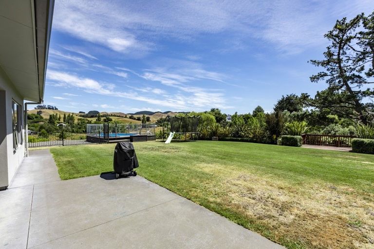 Photo of property in 6a Parkland Drive, Waipawa, 4210